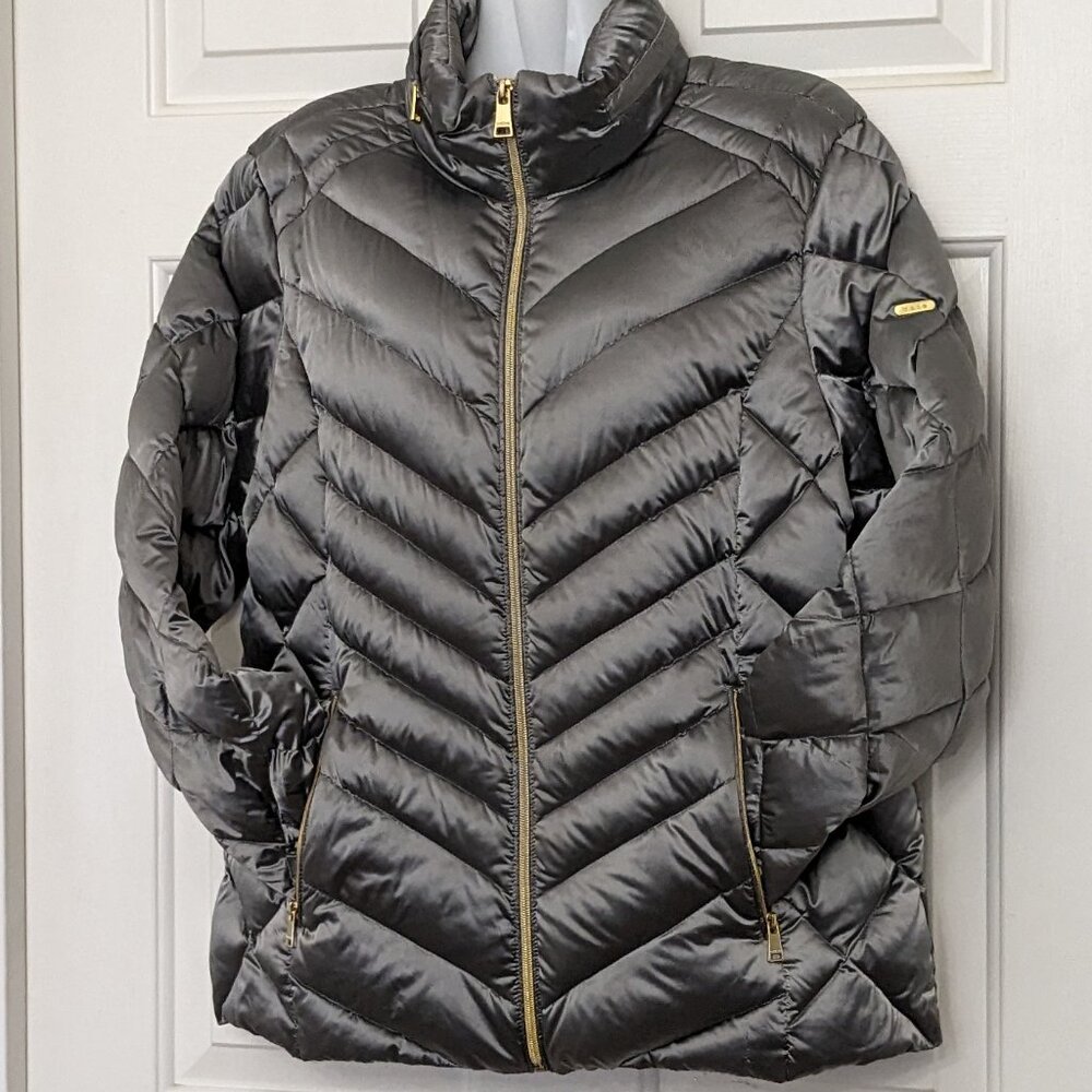 Bebe Women's  Zipper Hidden Hood Puffer Jacket Shiny Size Large Gray